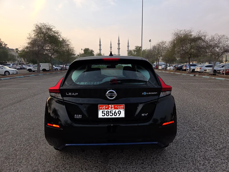 نيسان ليف 201963226738782594112