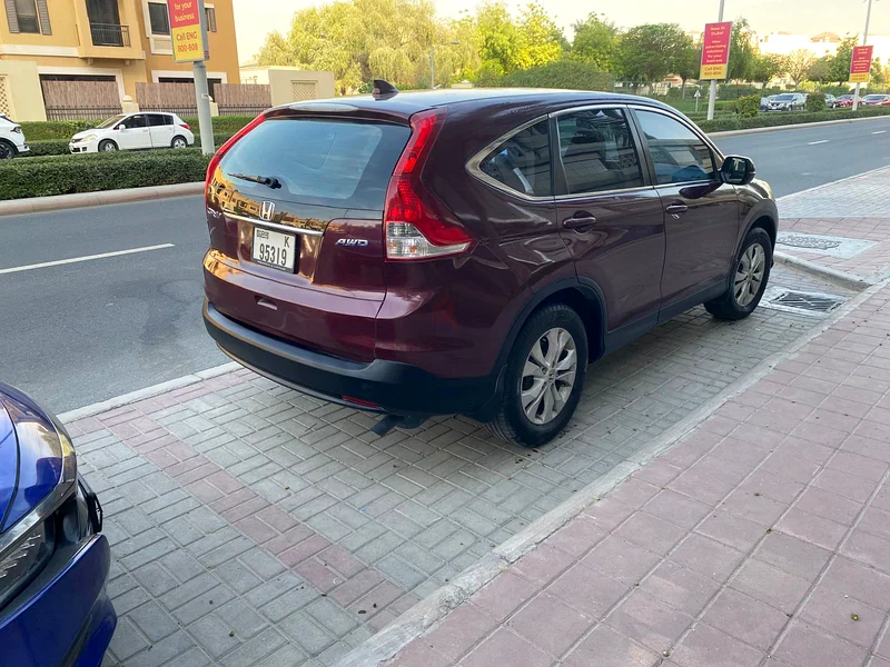 Honda CR-V 2.4 AWD GCC Accident Free Low Mileage Well Maintained Family used car63134993764867114