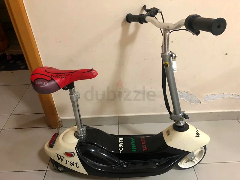 Kids Electric Scooter - Fun and Thrilling Ride!63169472836098112