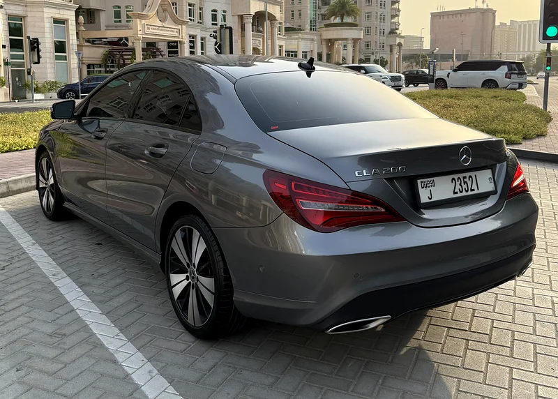 2019 CLA 200 مواصفات الخليج | حافظت بشكل جيد | إطارات جديدة | CarPlay | بائع مباشر63231161065601114