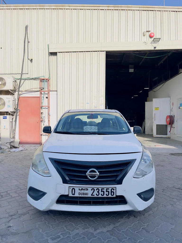 Nissan sunny 201663227253159809113