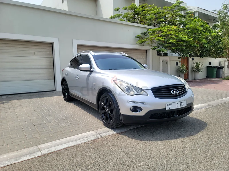 Infiniti QX50 low mileage Full option in Good condition63173843728771113