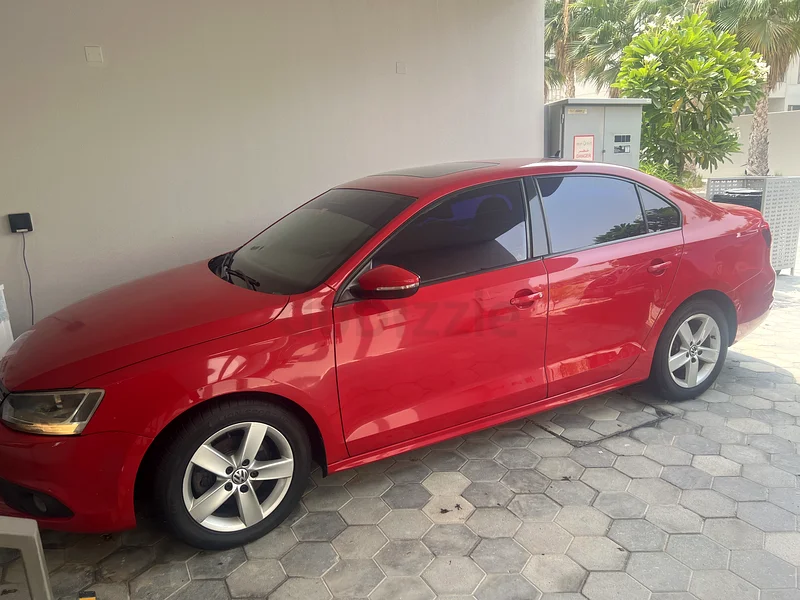 VW Jetta for sale for aed 14,50063152290048130111
