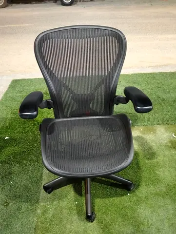 Herman Miller office chair size B