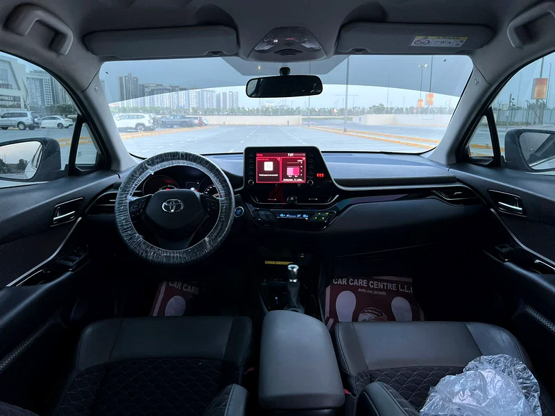 TOYOTA C-HR63147208219906114