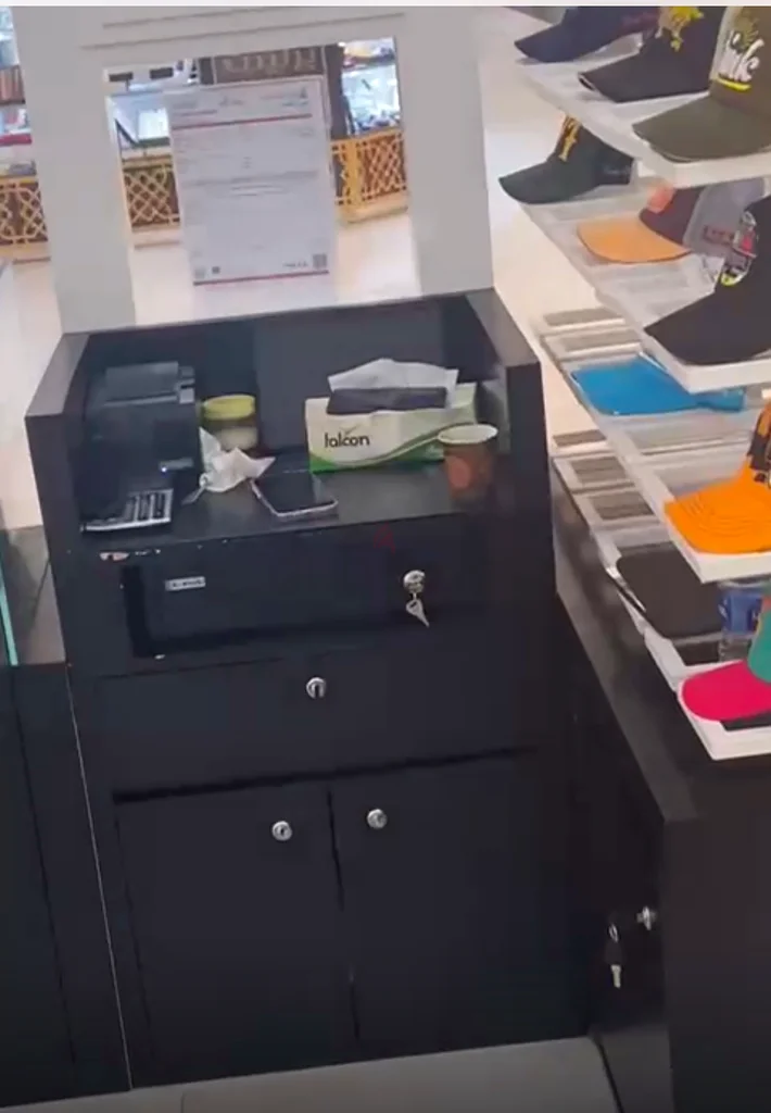 متوفر للبيع632571041297941123