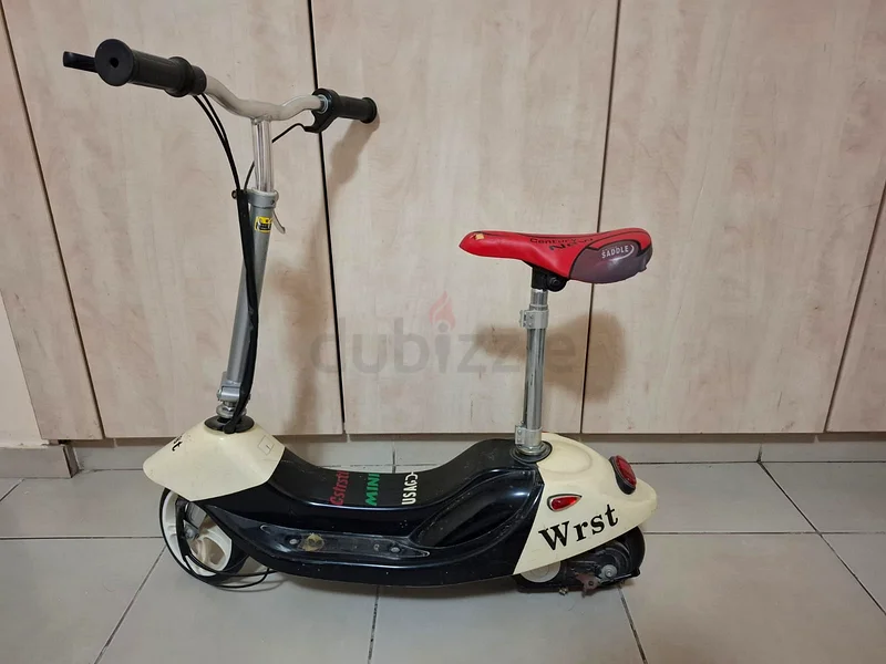 Kids Electric Scooter - Fun and Thrilling Ride!63169472836098111