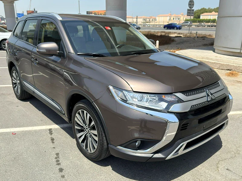MITSUBISHI OUTLANDER GLX-4WD-7 SEATER-2.4L-2022-GCC-UNDER WARRANTY-0% DOWN PAYMENT-FINANCE 5 YEARS63152749323905112