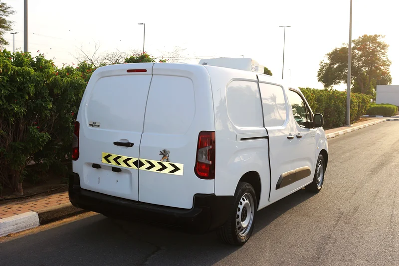 Peugeot Partner 2020 Delivery van with chiller manual gear petrol63154166321411114