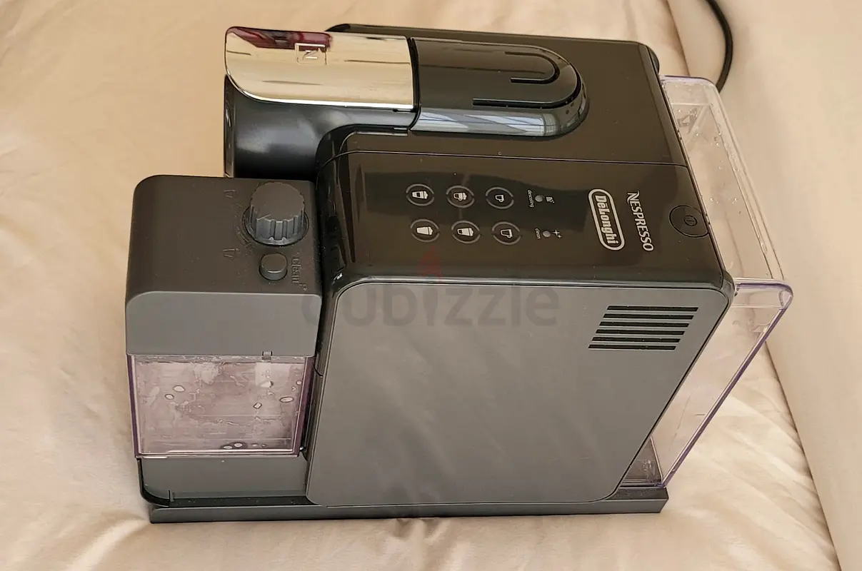 Nespresso
Lattissima Touch Coffee Machine63252950888194111