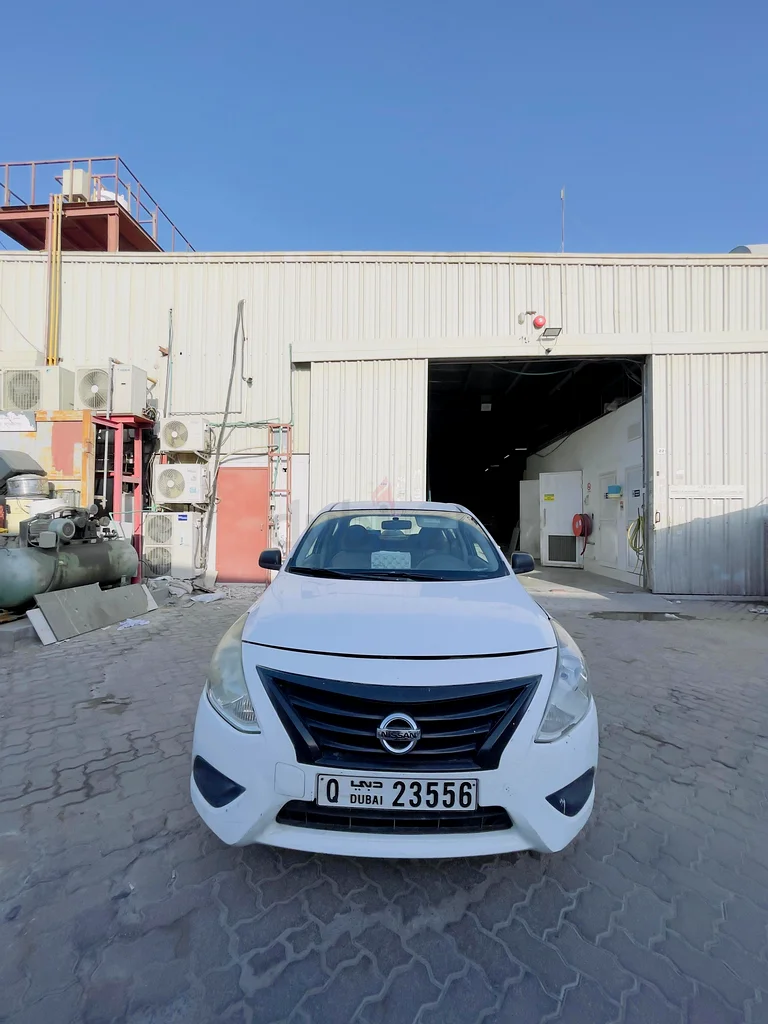 Nissan sunny 201663227253159809114