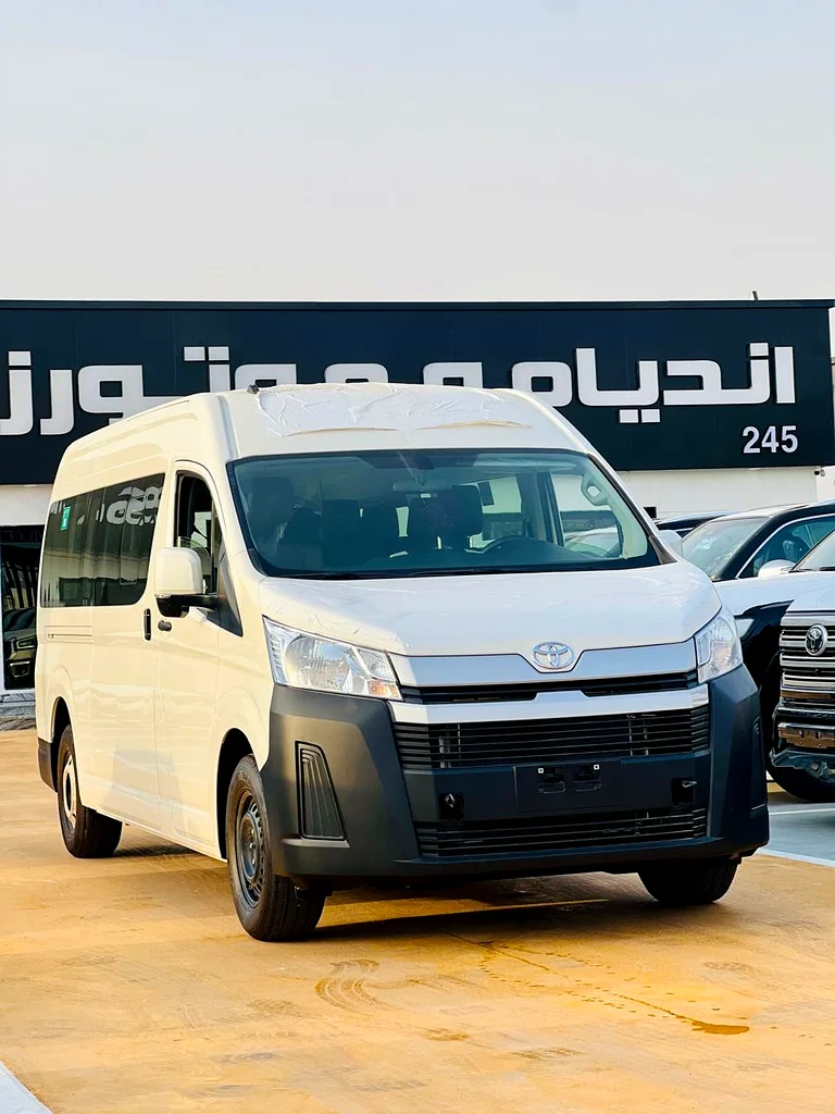 2025 Toyota Hiace Passenger 13-Seater High Roof63166156394882112