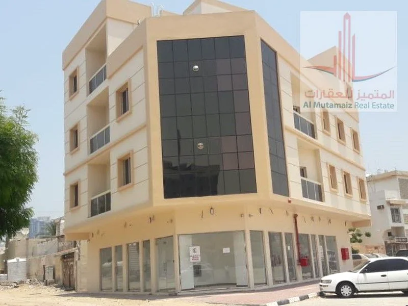 للبيع، مبنى سكني وتجاري جديد في البستان63194576462979113