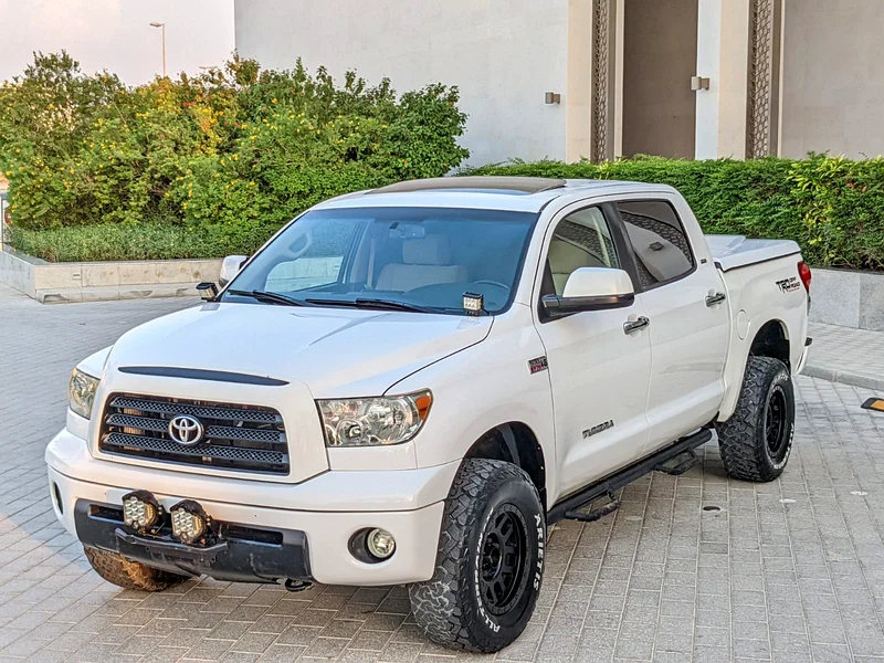 تويوتا تاندرا 2009 TRD كابينة مزدوجة، حالة ممتازة مع غطاء الصندوق63147208475777111