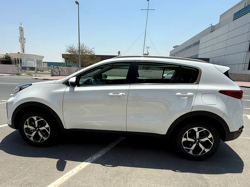 KIA SPORTAGE LX STD-1.6L-2022-GCC-UNDER WARRANTY-0% DOWN PAYMENT-FINANCE 5 YEARS-577163151842012418114