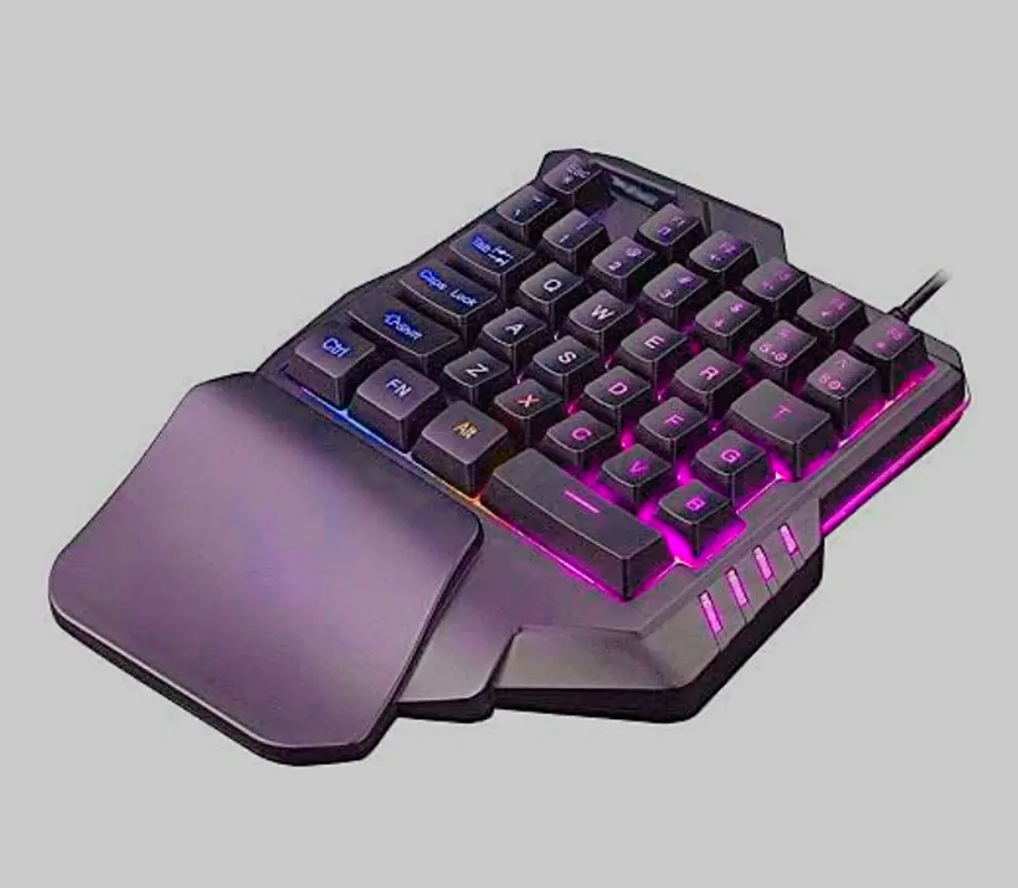Gaming keyboard63229304593282111