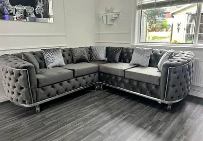 Elegant Grey Velvet Sectional Sofa - Modern Comfort