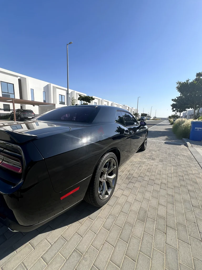 First owner dodge challenger from agency. Cash offer!63223818460674113