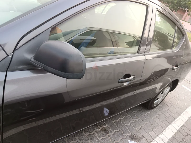 Nissan Sunny 201663227253179522112