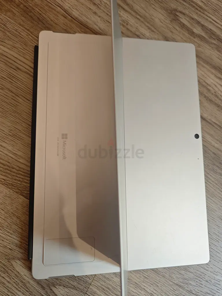 Microsoft Surface pro 9 2024, like new.63253965196930111