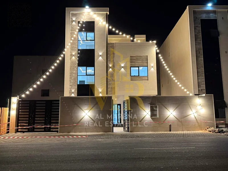 A distinctive villa in Al-Haliou, 1 floor, with a roof, on an area of ​​3,765 square feet, with master bedrooms, at a price including registration and63892471942786111