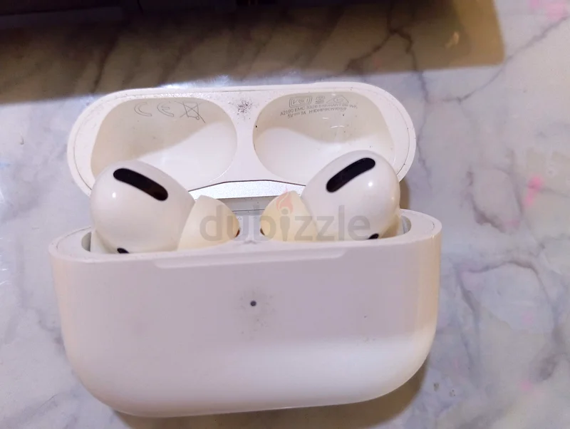 Apple airpods63191107161219112