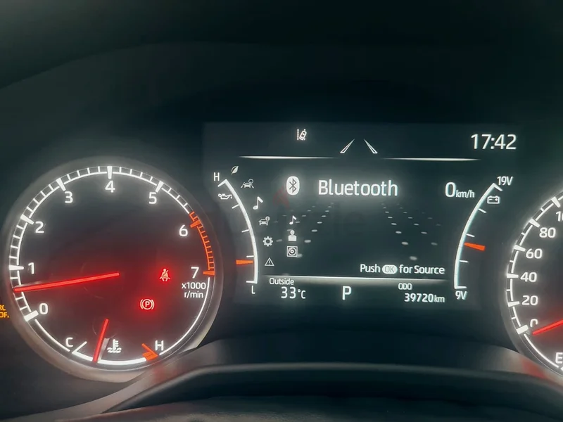 ضمن الضمان. سيارة VXR 3.5 ثنائية التوربو من عام 2023. المالك الأول. تم صيانتها لدى وكالة البيع.63157882383234111