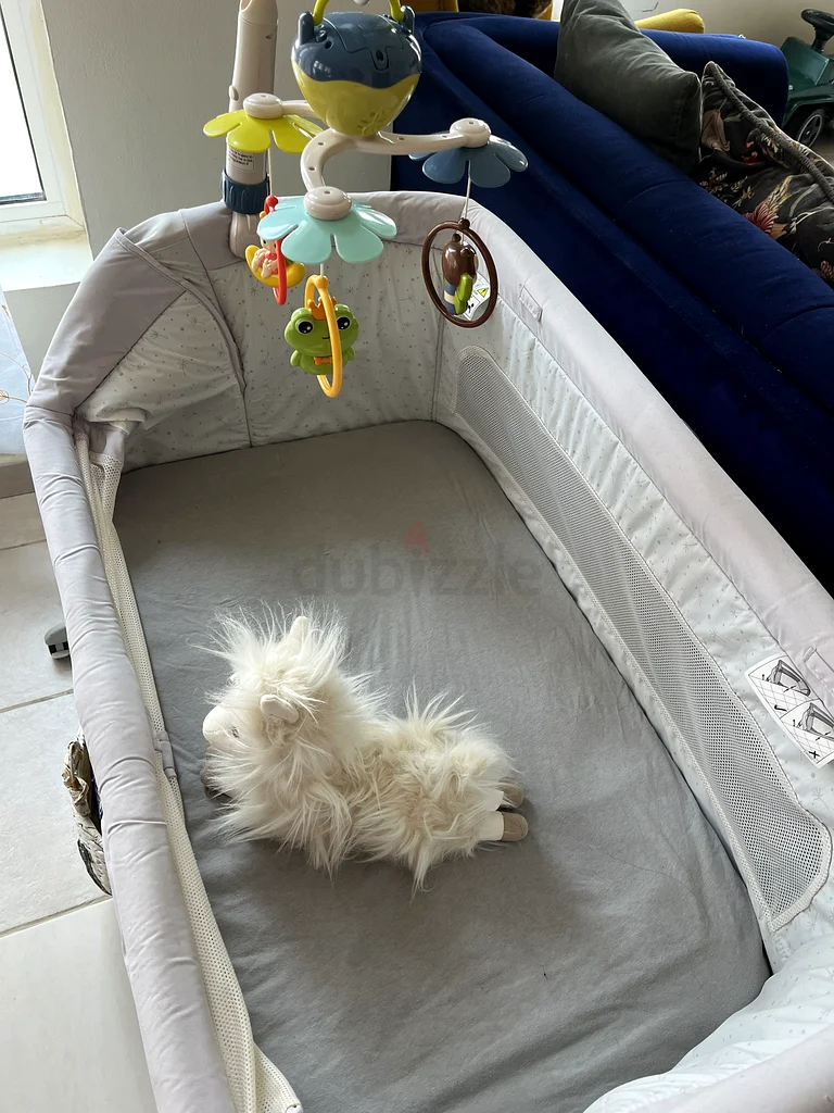 7 FREE fitted sheets with Chicco Portable Crib and rocker63175287082625111