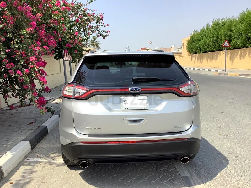 2016 GCC, 2x4, direct from 1st owner, Service History in Al Tayer, Very low mileage. Price 35000 AED63148647507459114