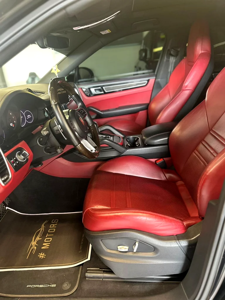 Porsche Cayenne GCC63225697887617113
