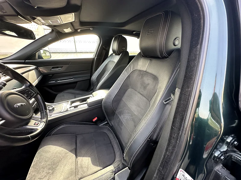 Jaguar XF R.63221824843394114