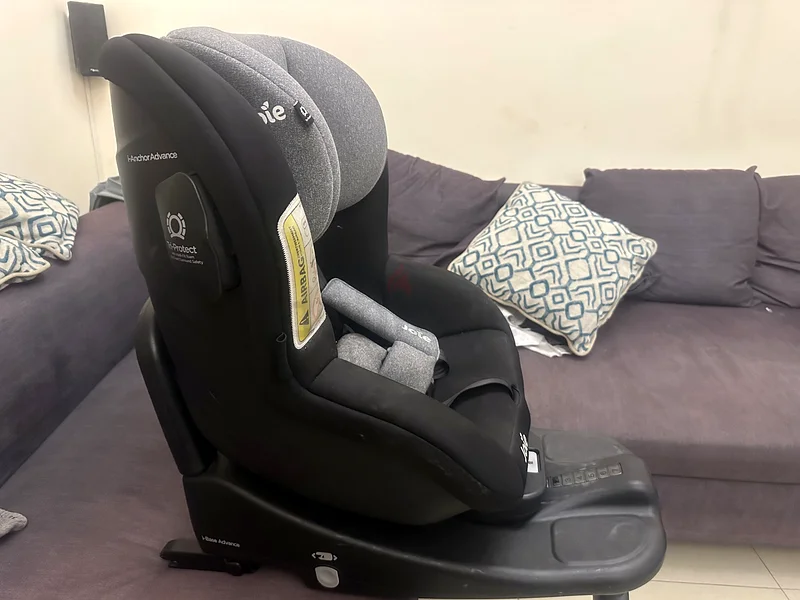 مقعد سيارة مع قاعدة ISOFix63177121787137113