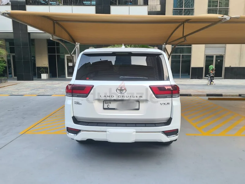 ضمن الضمان. سيارة VXR 3.5 ثنائية التوربو من عام 2023. المالك الأول. تم صيانتها لدى وكالة البيع.63157882383234114