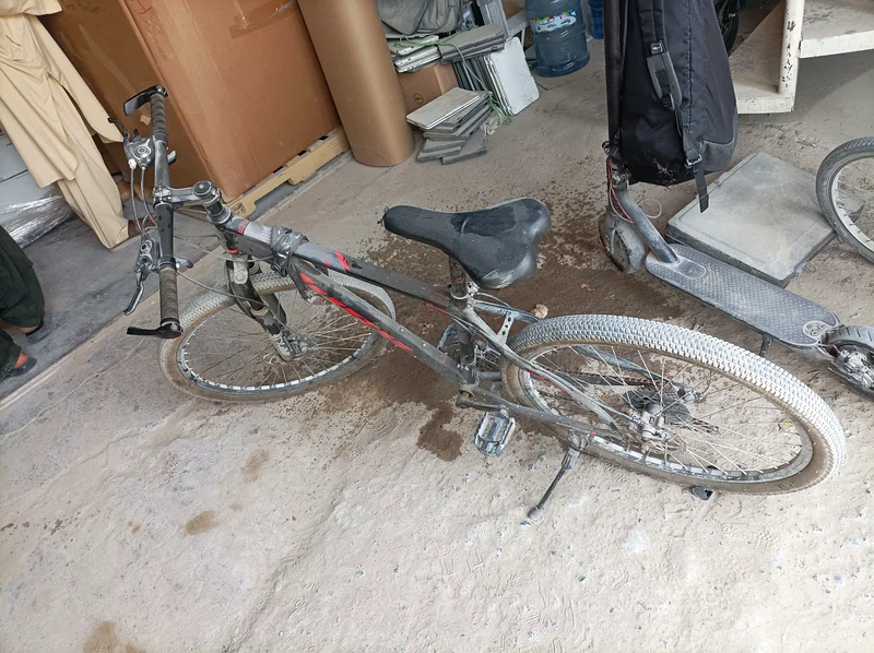 Adventure Awaits: Quality Mountain Bike for Sale!63169471009281111