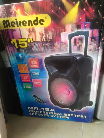 Meirande Portable Bluetooth Speaker