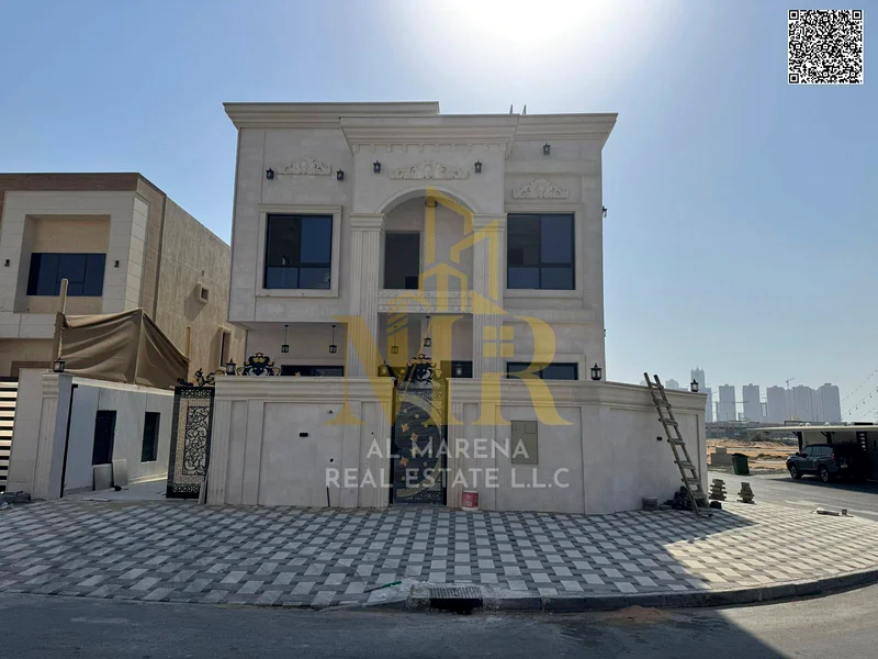 🏡 A golden opportunity to own a luxurious villa - 7 master bedrooms + large roof + corner location63186740776321111