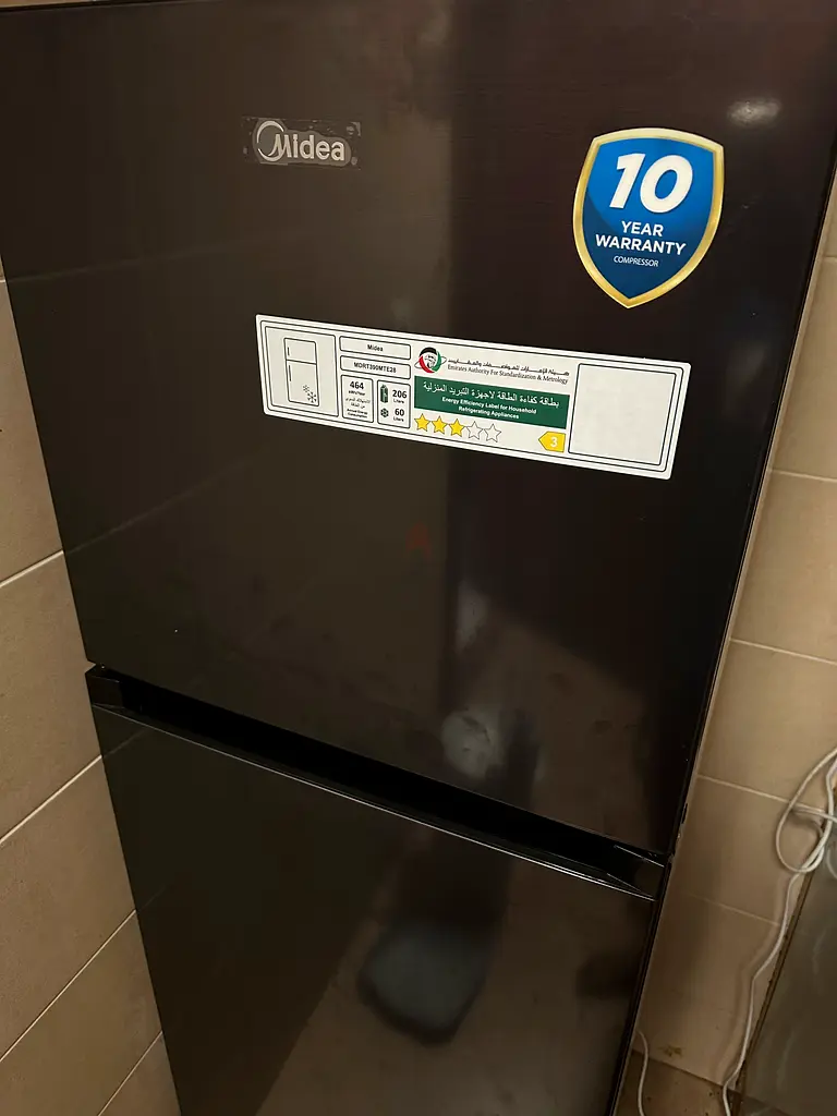 Fridge / Refrigerator63255543632897111
