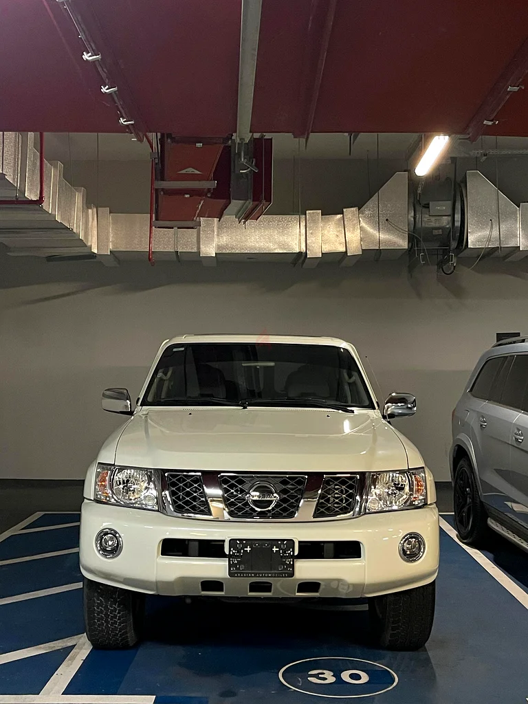 Nissan patrol safari 7,500km only63148163799682111
