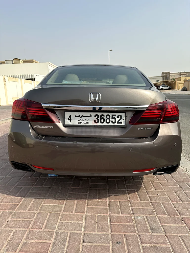 هوندا أكورد موديل الخليج بحالة ممتازة63173118981890111