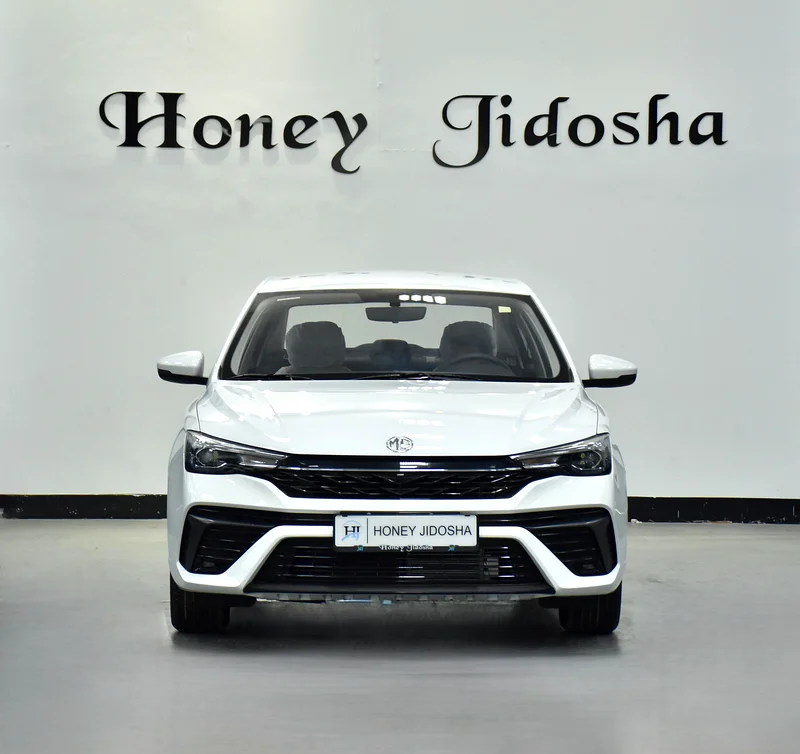 AED 791 EMi for 5Yrs | MG 5 ( 2025 Model ) in White Color GCC Specs63176169163650111