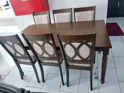 Brand new dining table with 6 chairs available