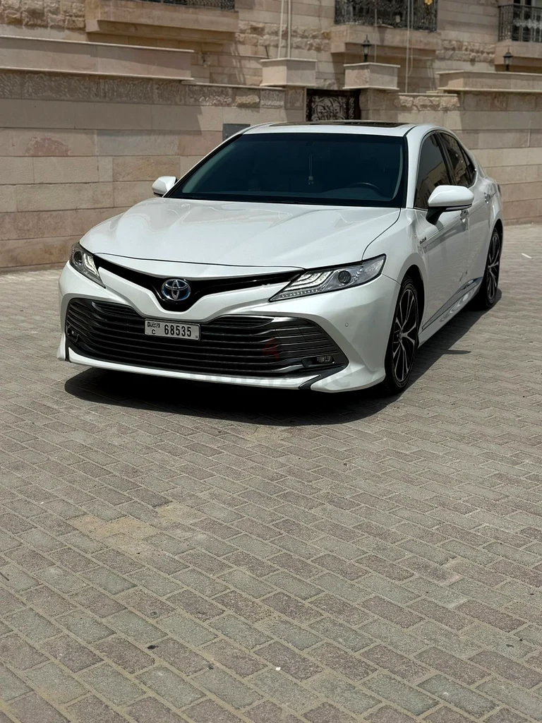 LIMITED MODEL. TOP SPEC! ALL OPTIONS -MINT CONDITION. LOW KM. FULL AL-FUTTAIM SERVICE HISTORY.63164767631234111