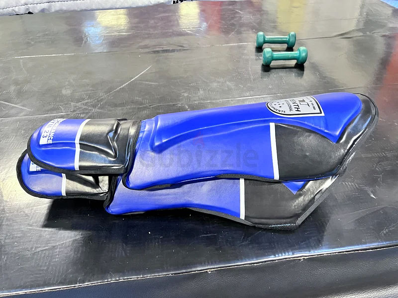 Kick Your Fitness Into High Gear with These Premium tenth shin guard, for kickboxing size L63241655702402111