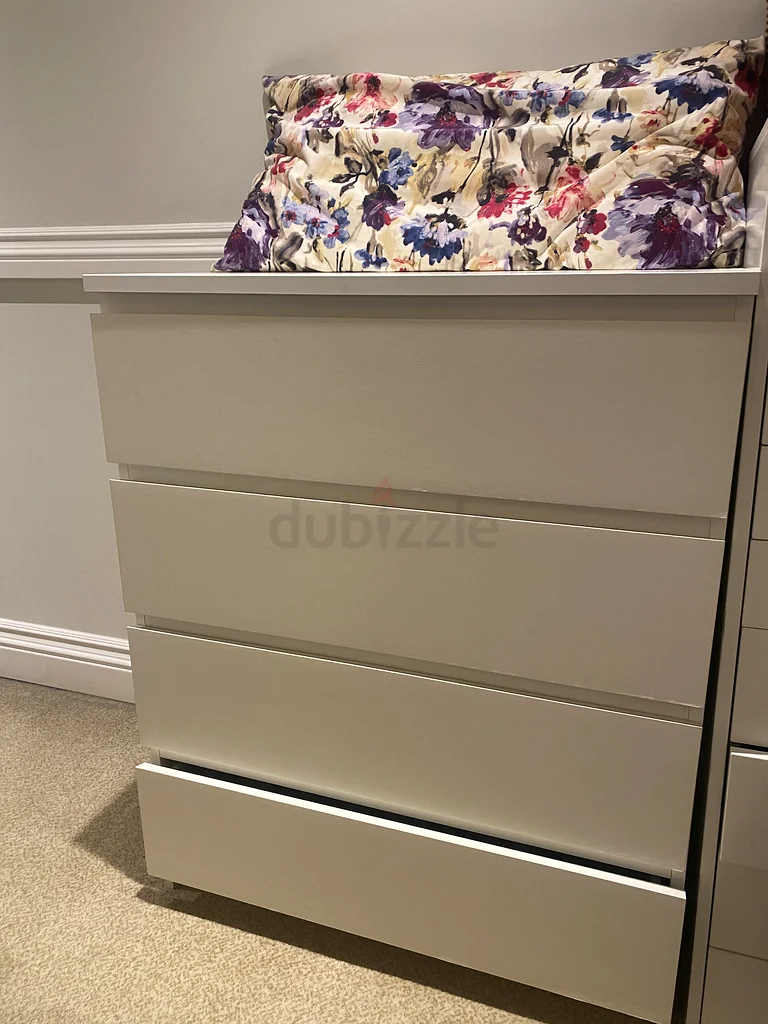IKEA Malm Chest of 4 Drawers63189121635715111