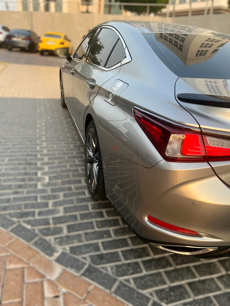 لكزس ES 350 F Sport 2021 - بحالة ممتازة ومحملة بالكامل!63168494919427112