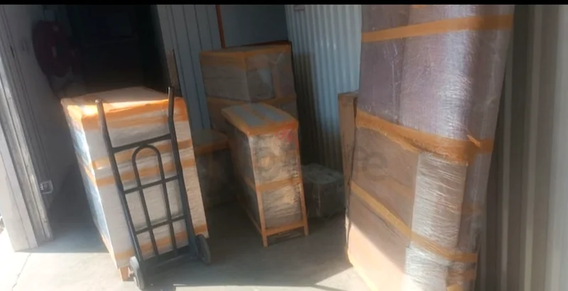 خدمة توصيل الأثاث من ADil Good Movers، أسعار منخفضة بنسبة ((70%)، نقل المنازل في جميع أنحاء الإمارات63185764267393112