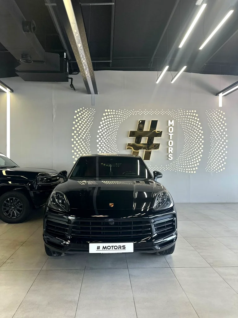 Porsche Cayenne GCC63225697887617112