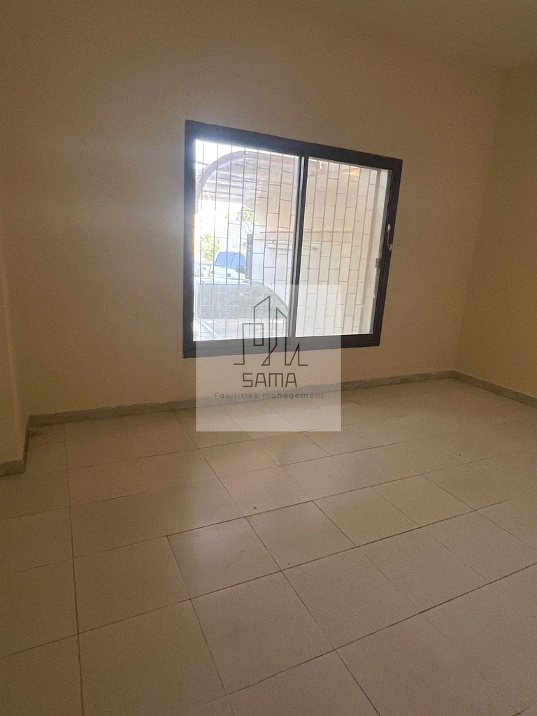 شقة داخل مبنى أرضي في الكويت.63153231646337114