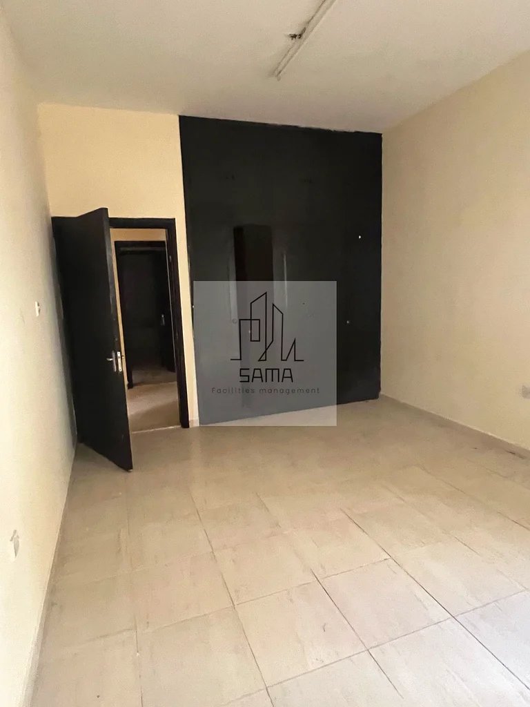 شقة داخل مبنى أرضي في الكويت.63153231646337112