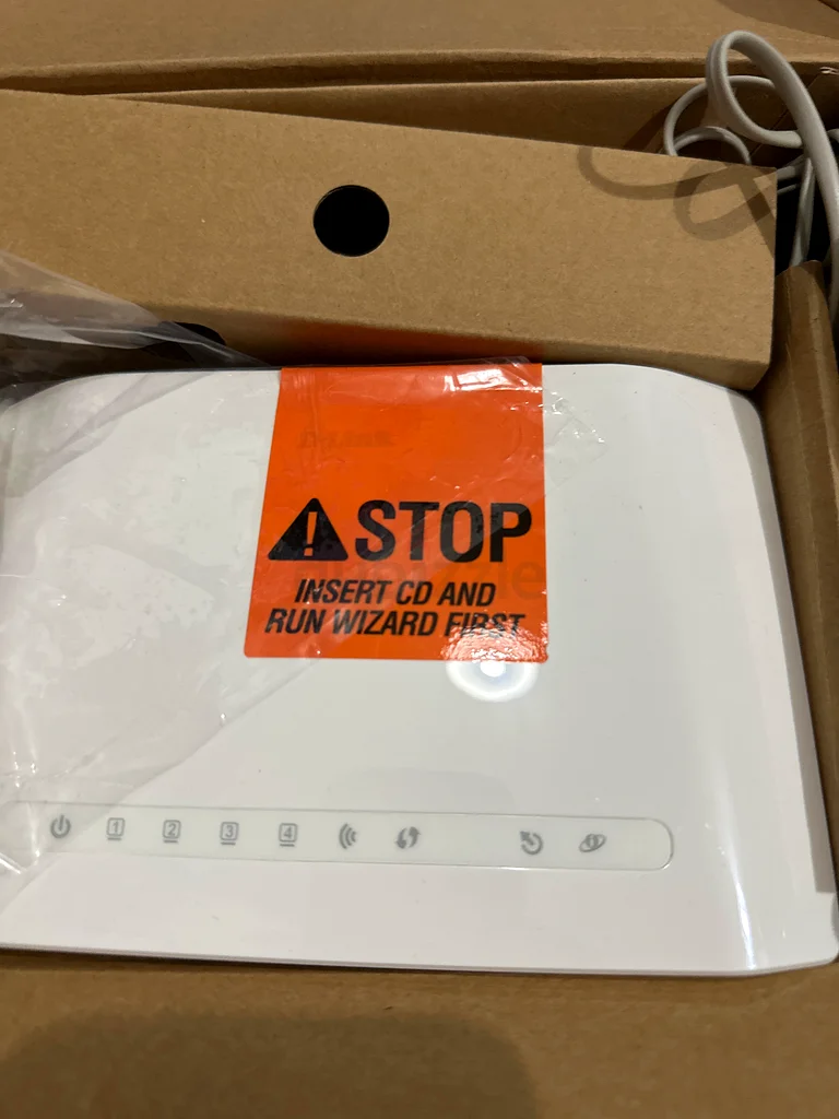 جهاز توجيه لاسلكي D-Link DSL-2730U ADSL - اتصال عالي السرعة63256070813698112